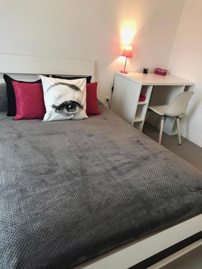 Beautiful 3 Bedroom Flat 8-9 Persons 이브리쉬르센 외부 사진